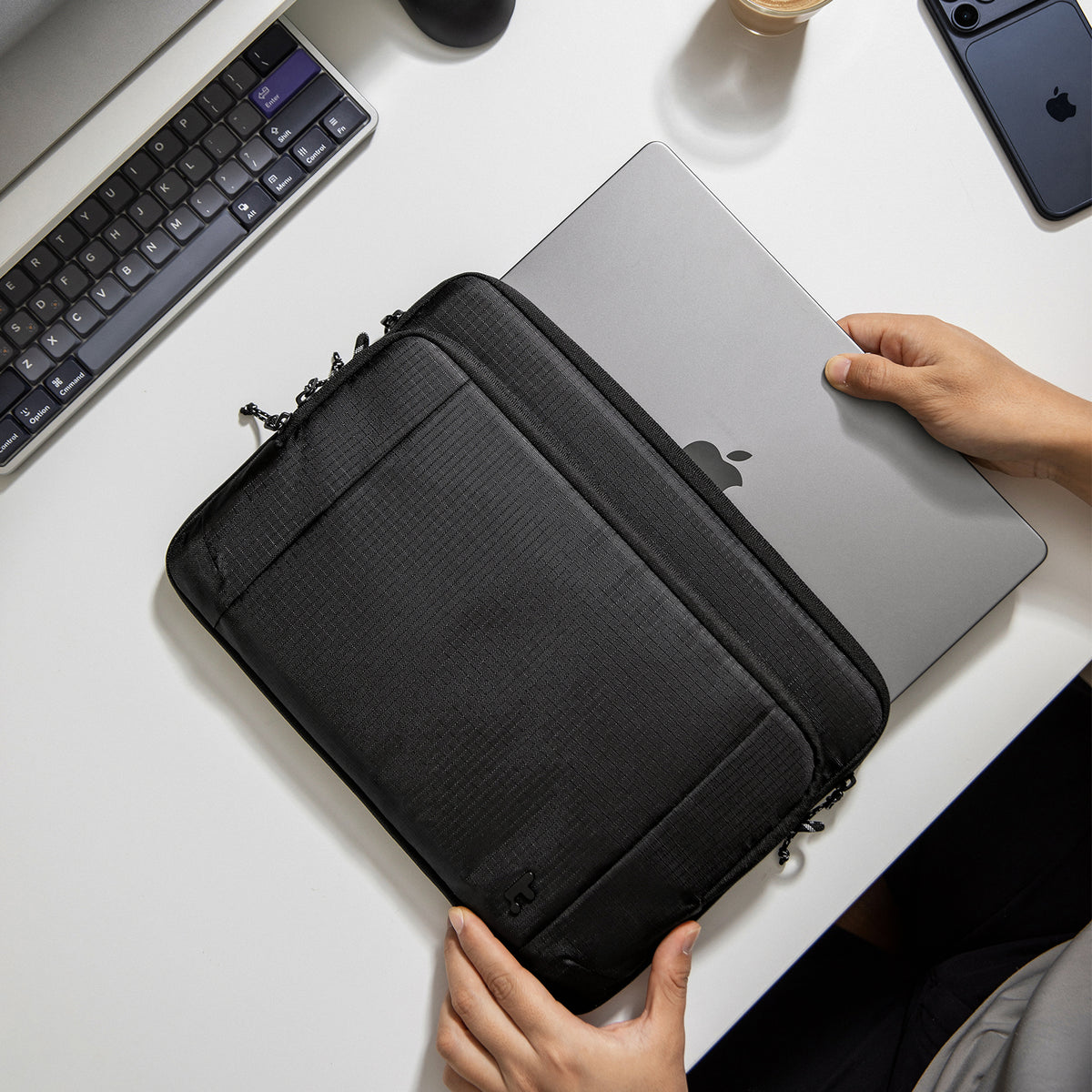 Maletín para laptop Essence A34