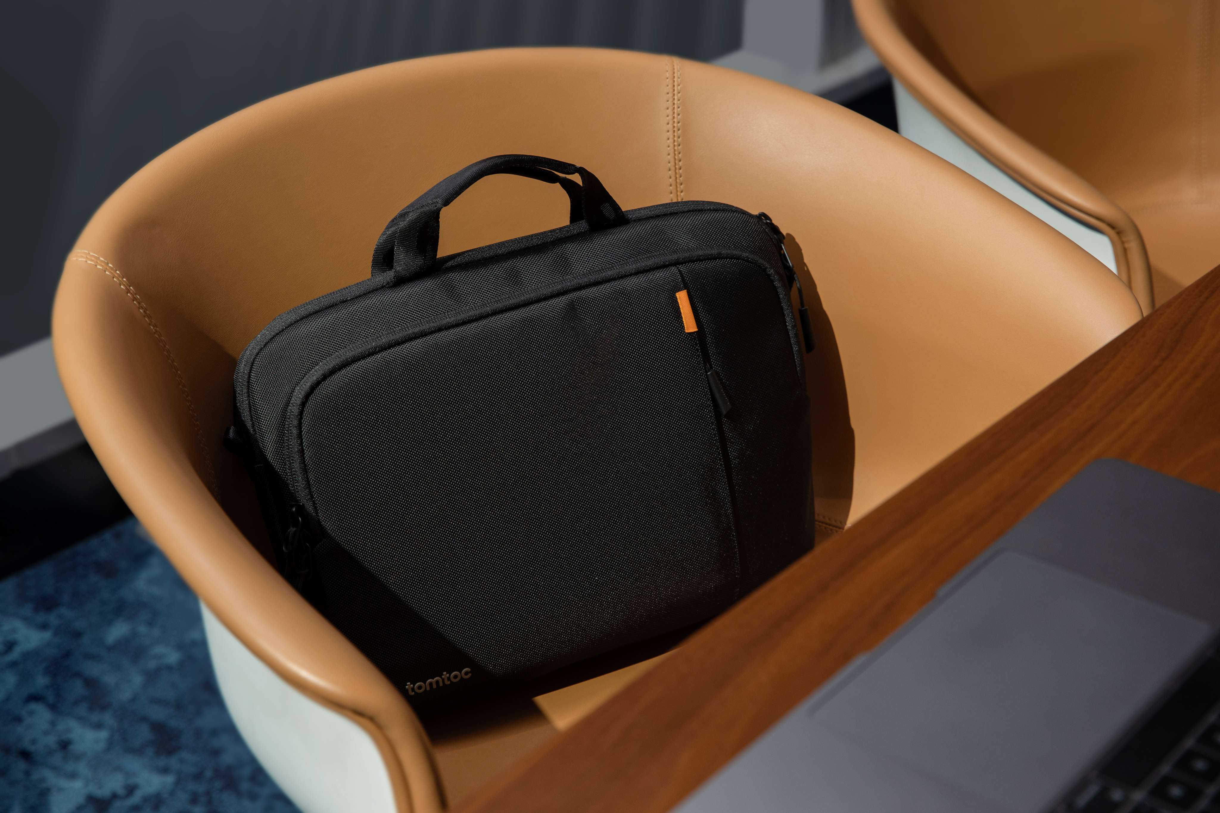 Bolso de hombro para portátil Defender-A30