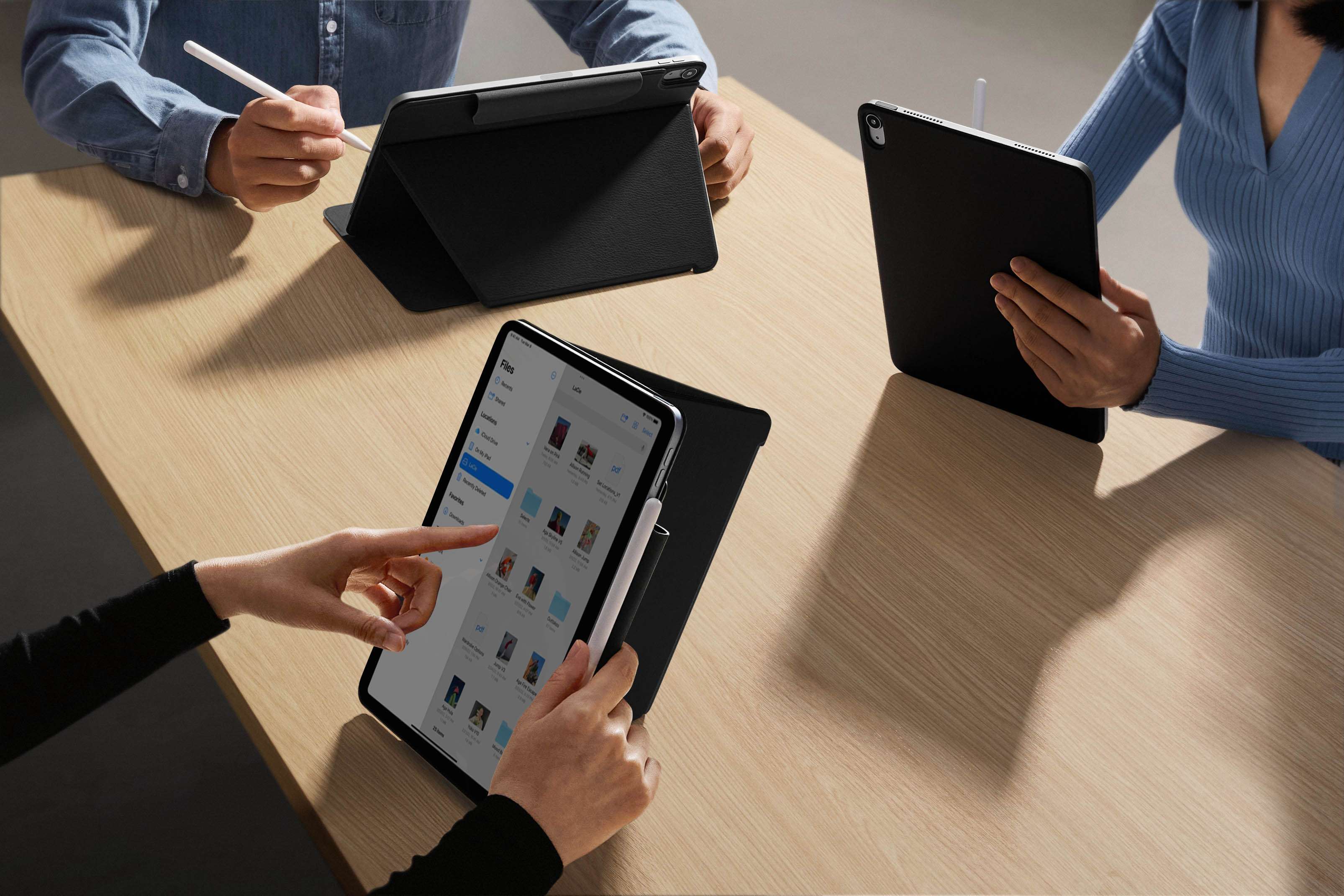 Inspire-B52 iPad Pro 4-Mode Folio