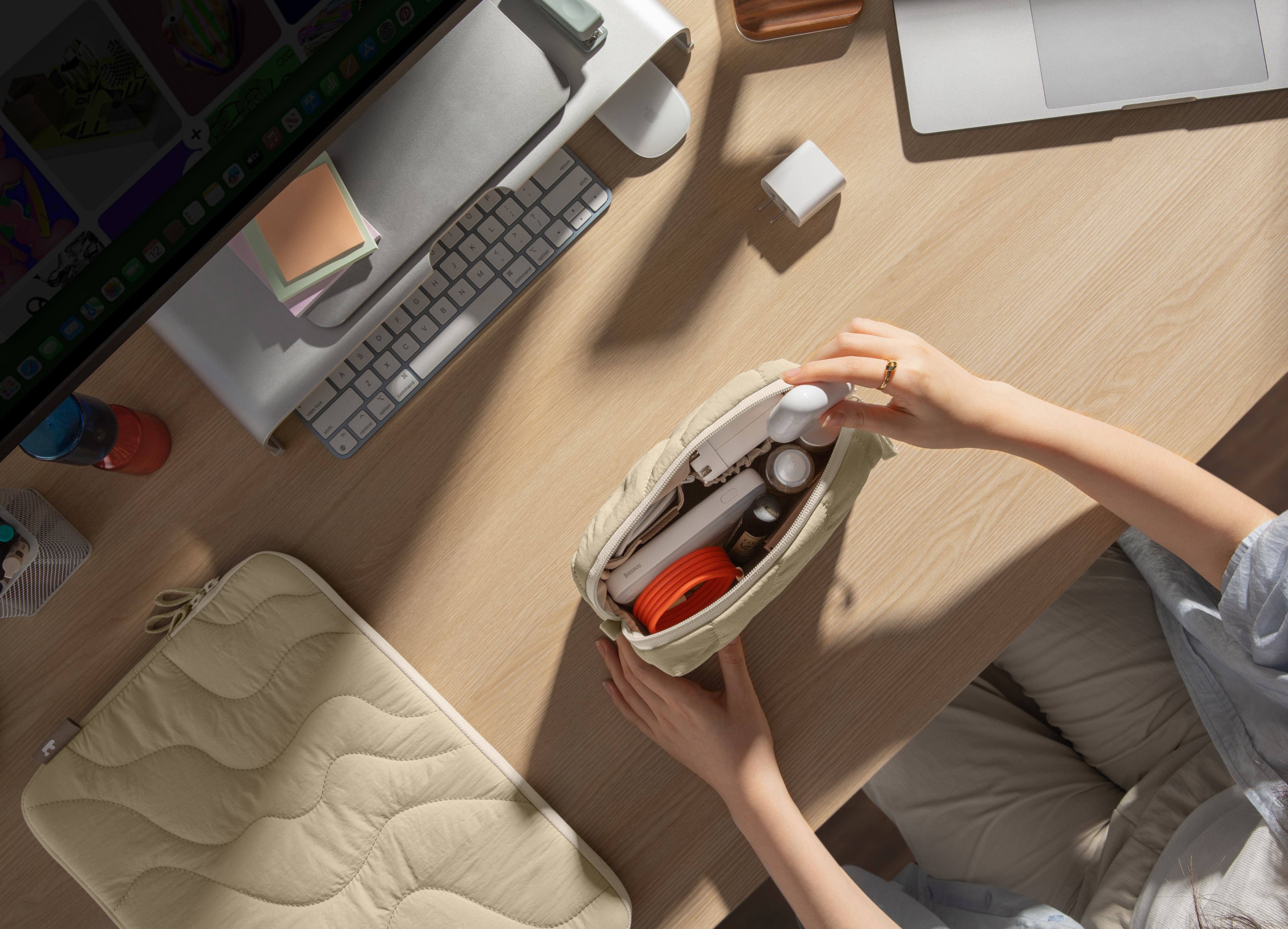 Terra-A27 Estuche para accesorios