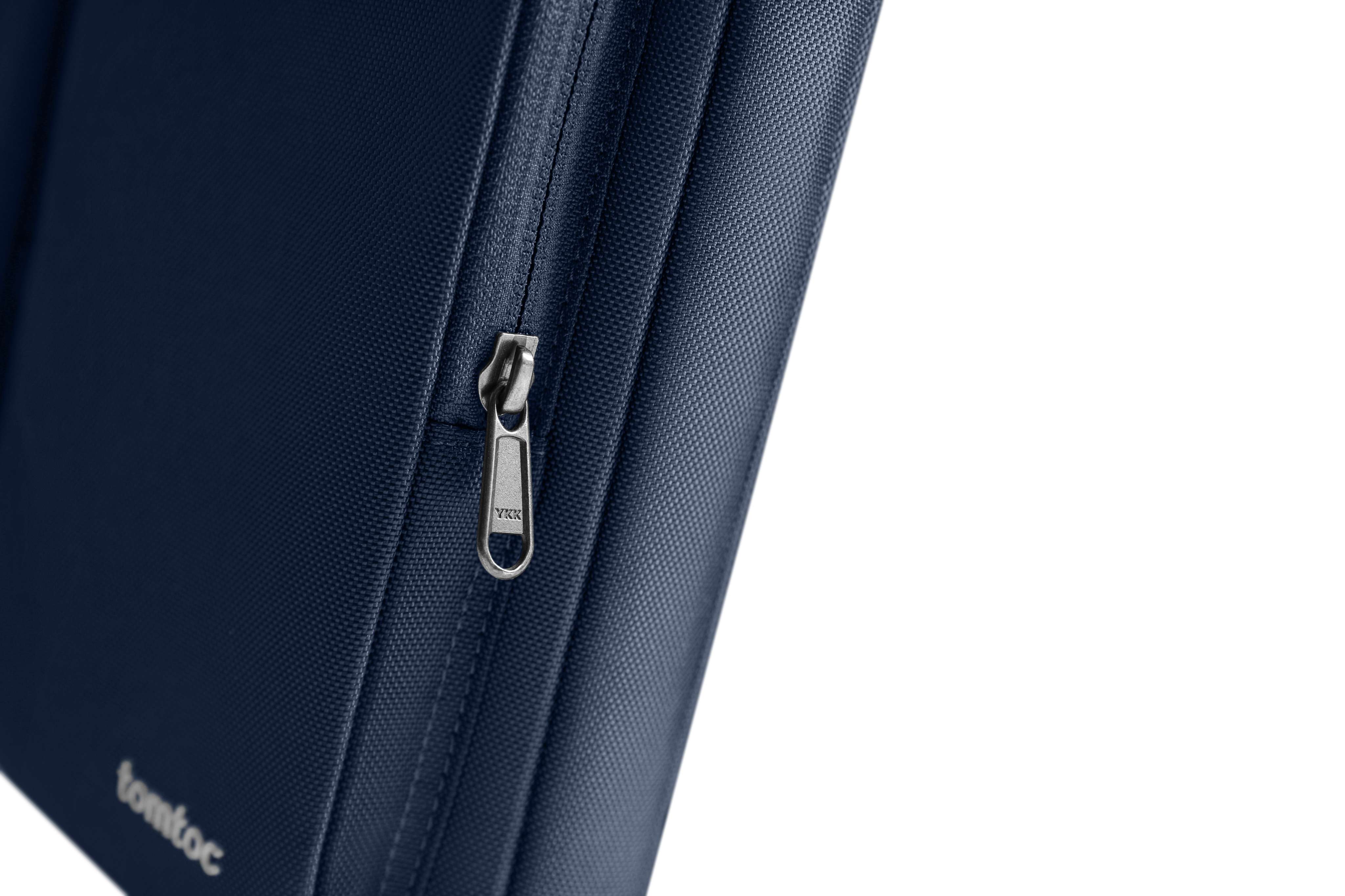 Maletín/ Portafolio para laptop Defender-A42