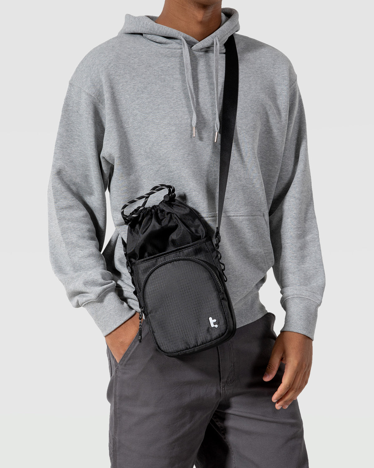 G50 - Mochila Rolltop Sling - JoyCarry