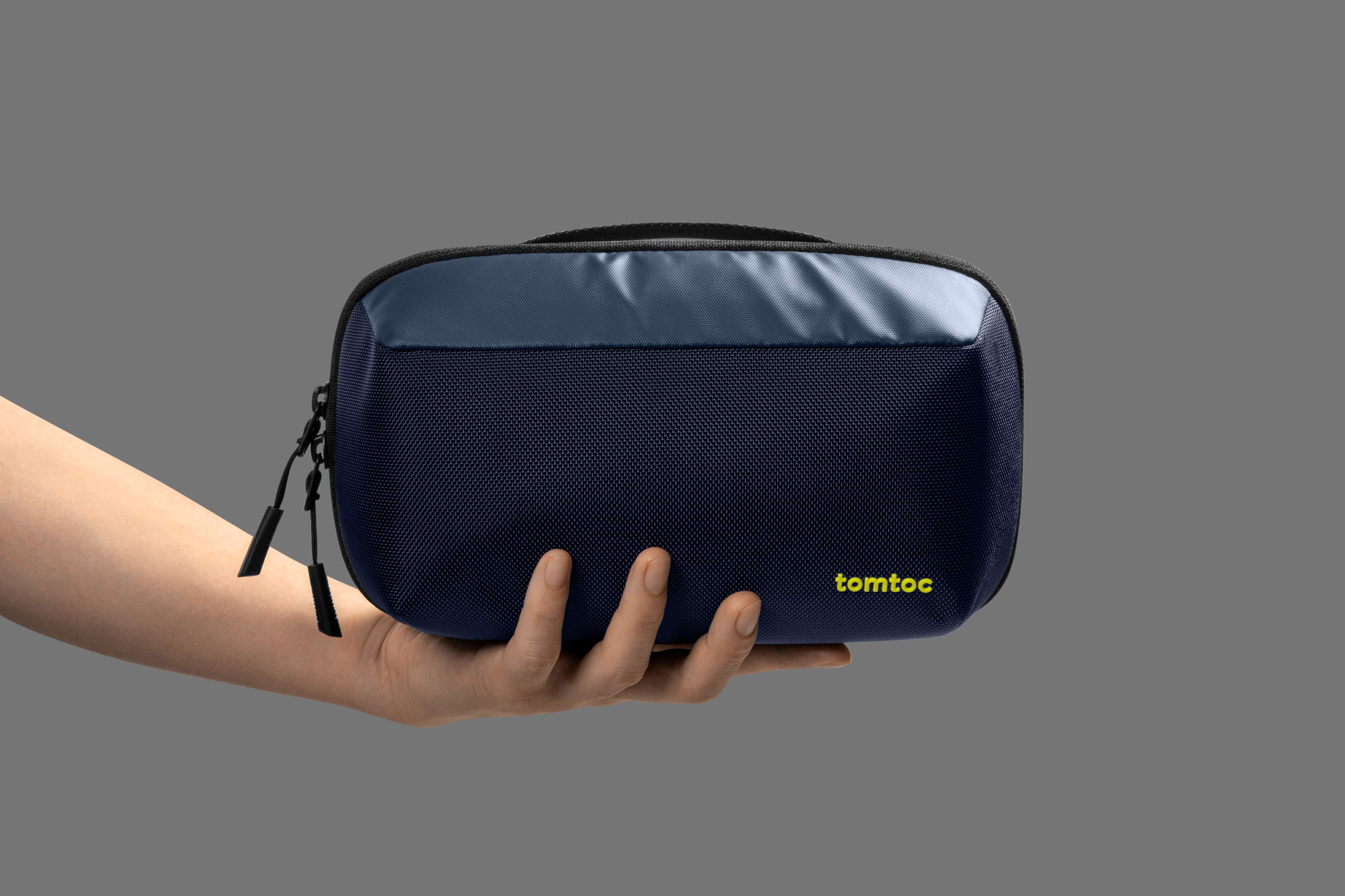 Estuche para accesorios Navigator-T13