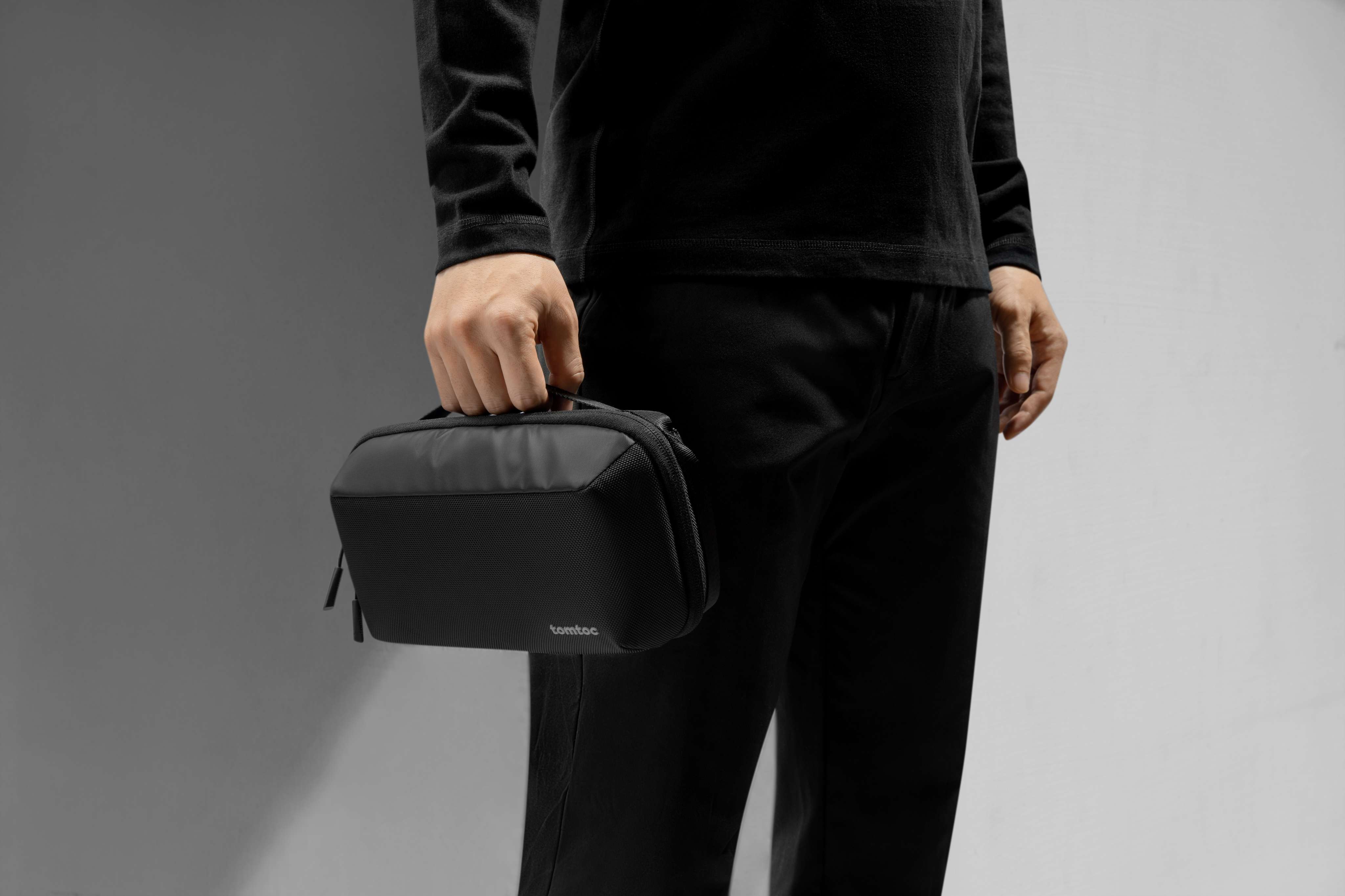 Estuche para accesorios Navigator-T13